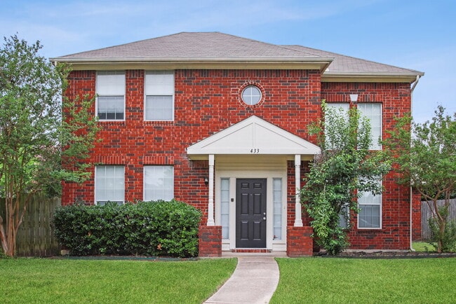 property at 433 Raintree Cir