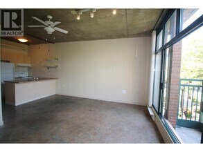 22-222 E Cordova St in Vancouver, BC - Building Photo - Building Photo