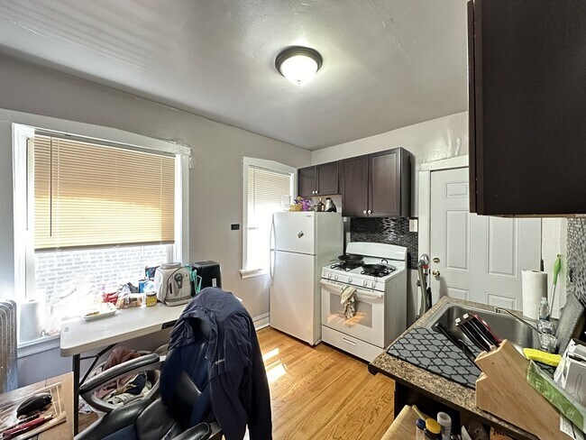 4027 W Melrose St in Chicago, IL - Building Photo - Building Photo