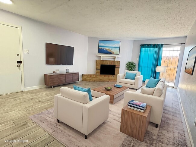 property at 10555 Turtlewood Ct