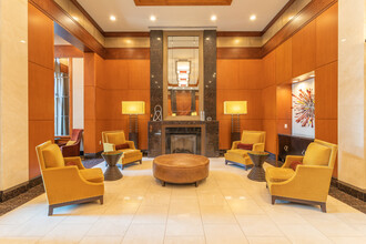 Lyon Place at Clarendon Center in Arlington, VA - Building Photo - Lobby