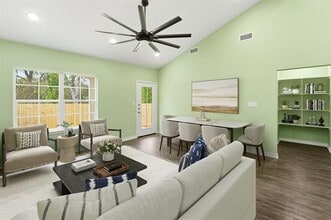 802 S Newsom St in Mineola, TX - Building Photo - Building Photo