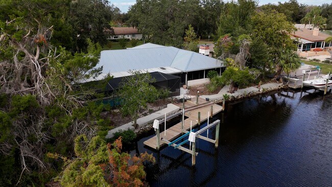 11936 W Waterway Dr in Homosassa, FL - Building Photo - Building Photo