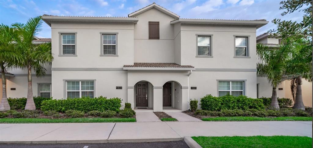 4833 Lullaby Ln in Kissimmee, FL - Building Photo