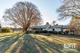 1990 Goodes Ferry Rd in South Hill, VA - Building Photo - Building Photo