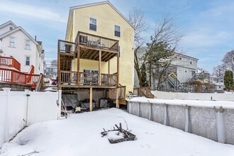 74 Linwood St in Lynn, MA - Building Photo - Building Photo