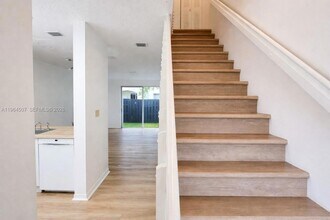 835 NE 212th Terrace in Miami, FL - Building Photo - Building Photo