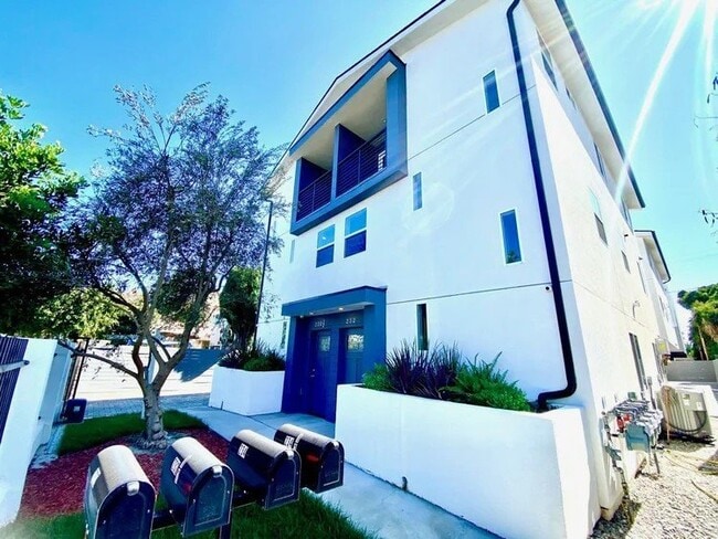 property at 232 E 27th St