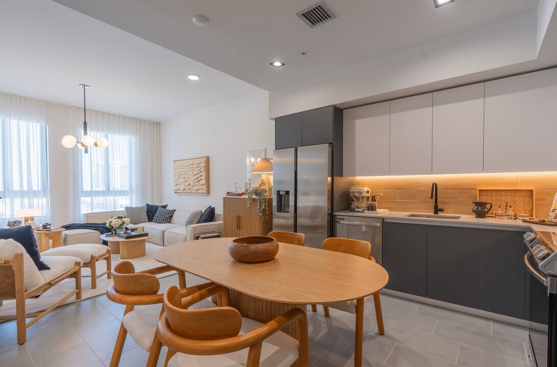 97 NE 19th St, Unit A1 in Miami, FL - Building Photo
