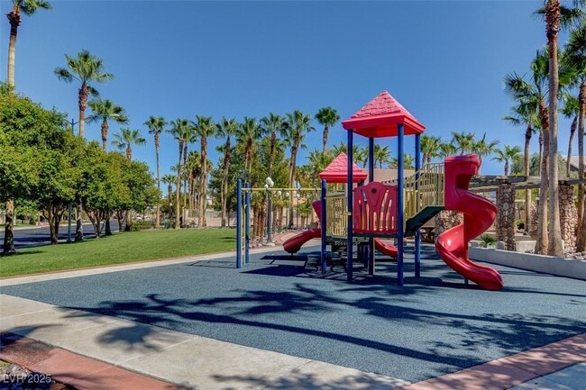 36 Blaven Dr in Henderson, NV - Building Photo - Building Photo