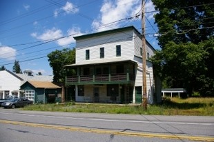 812 Old Route 115 Apartments