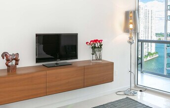 485 Brickell Ave in Miami, FL - Building Photo - Building Photo