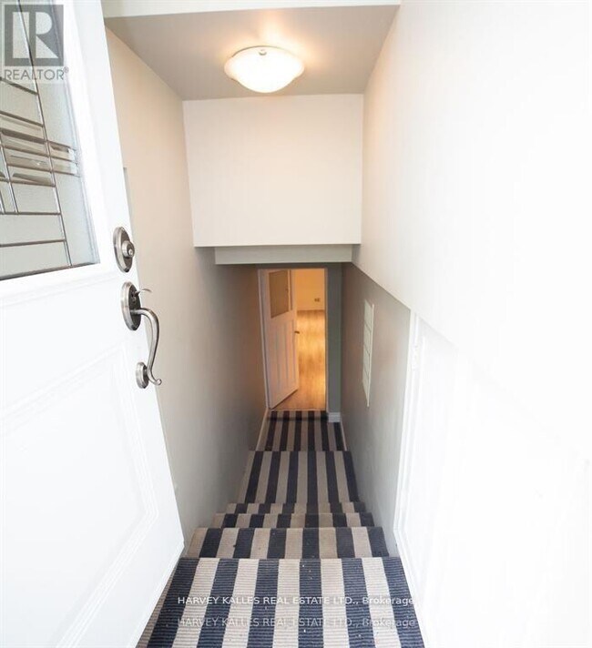 550 Glencairn Ave in Toronto, ON - Building Photo - Building Photo