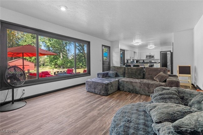 property at 6713 Farview Rd