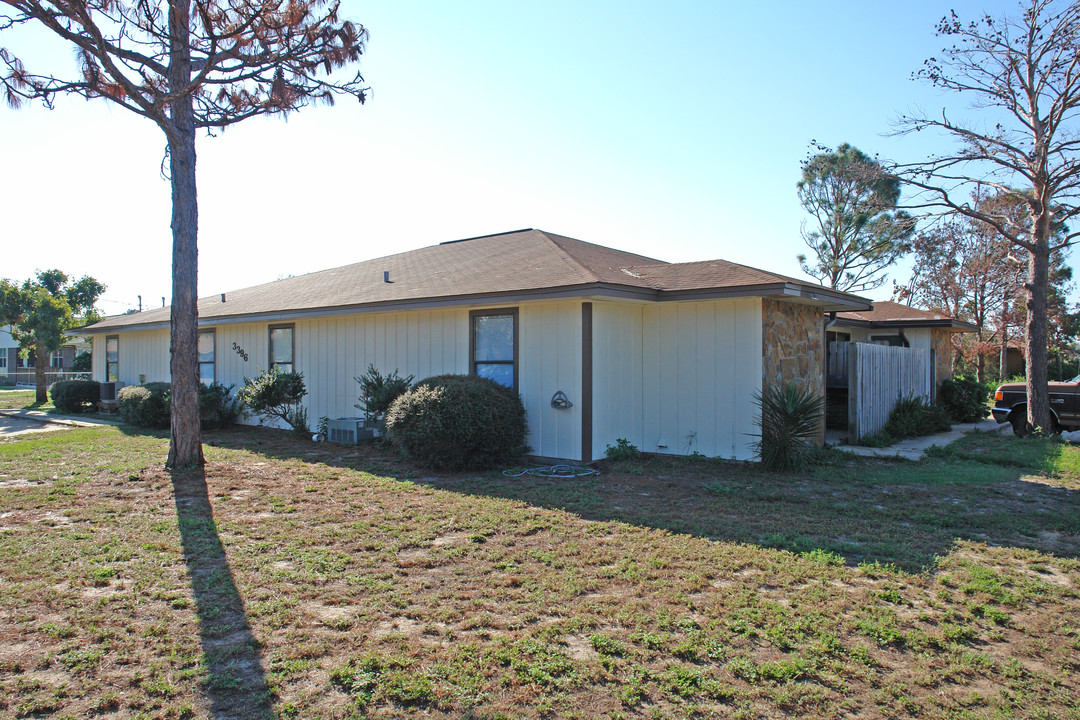 3396 Green Briar Cir in Gulf Breeze, FL - Building Photo