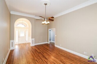 101 Tignor Ct in Centerville, GA - Building Photo - Building Photo