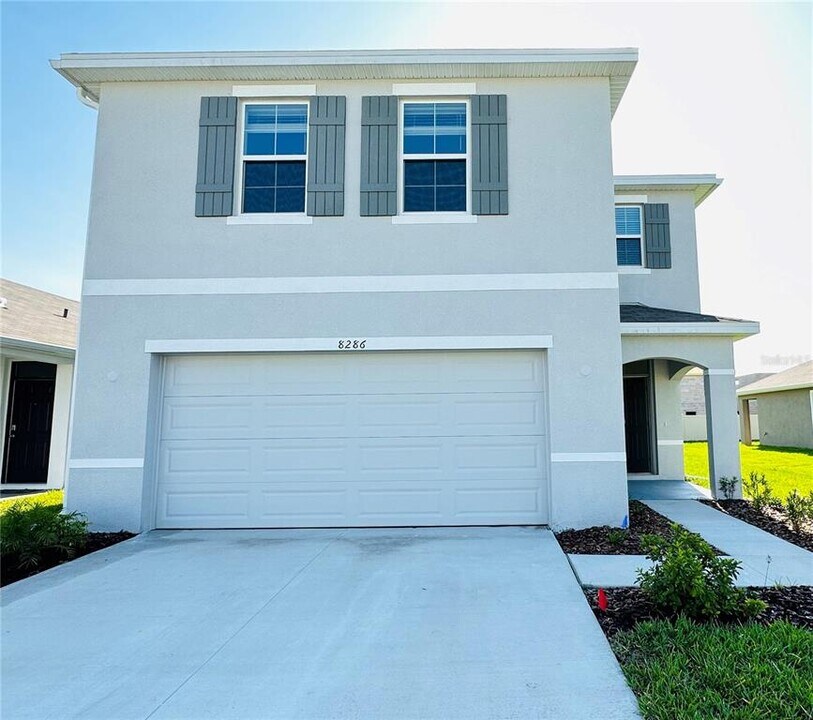 8286 Hardy Bay Lp in Wesley Chapel, FL - Building Photo