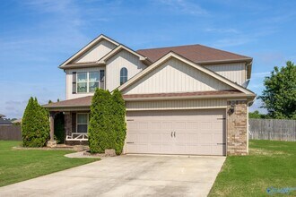 214 Briar Crest Rd in Hazel Green, AL - Building Photo - Building Photo