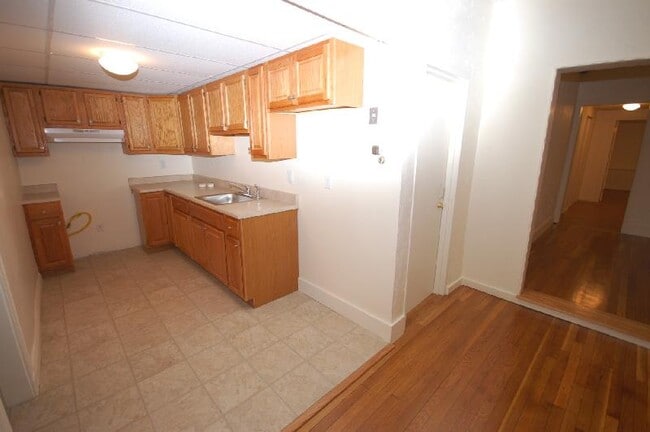 property at 8 Vinal St