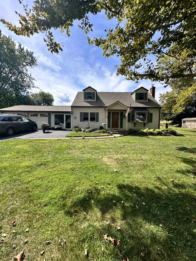 3564 Lindberg Ave in Allentown, PA - Building Photo - Building Photo