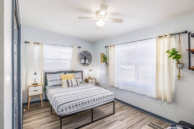 property at 1406 Conway Rd