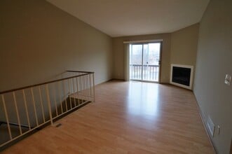 14035 44th Place North, Unit 3 in Minneapolis, MN - Building Photo - Building Photo