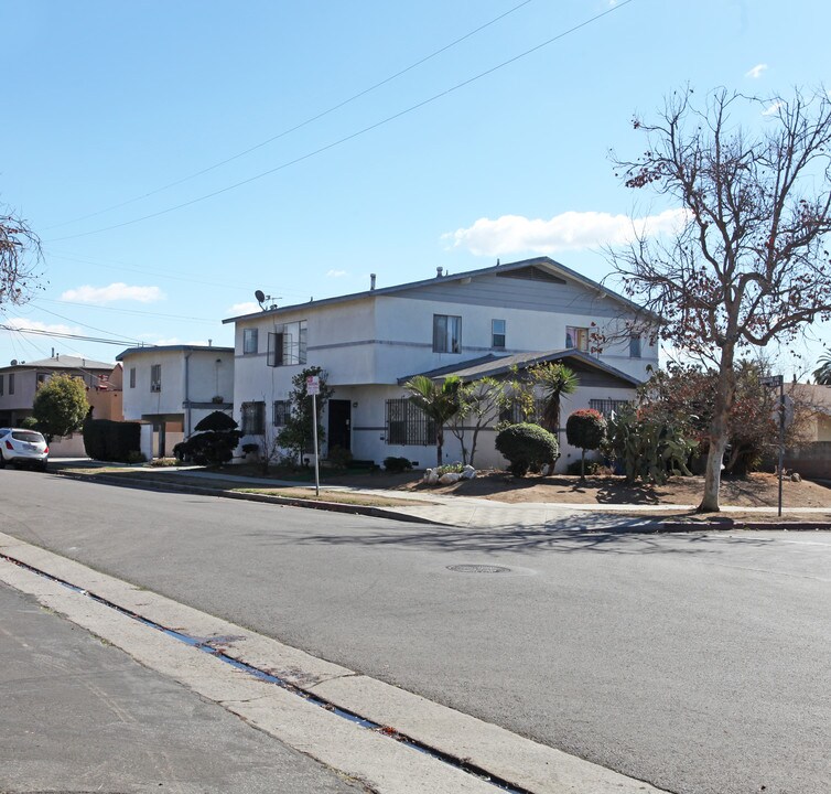 1182 Commonwealth Ave in Los Angeles, CA - Building Photo