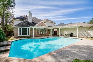 5125 Carriage Bend Dr in Katy, TX - Building Photo