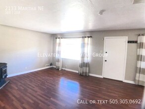 2133 Martha St NE in Albuquerque, NM - Building Photo - Building Photo