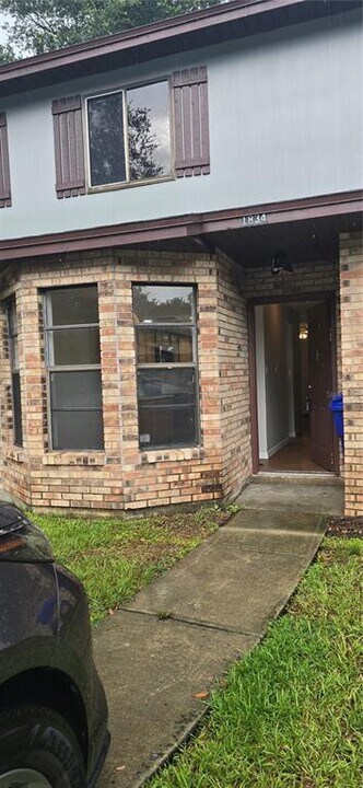 1834 Foxhall Cir in Kissimmee, FL - Building Photo
