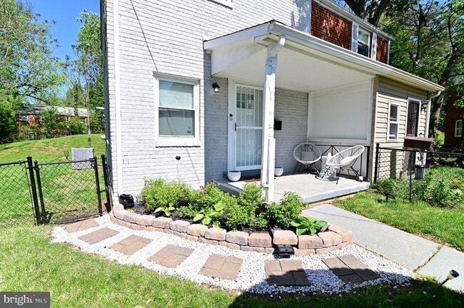 6027 Martin Luther King Jr Ct in Capitol Heights, MD - Building Photo - Building Photo