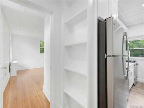 12 Lincoln Pl in Ossining, NY - Building Photo - Building Photo