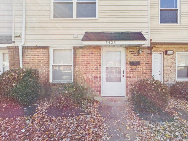 1528 Darren Cir in Portsmouth, VA - Building Photo - Building Photo