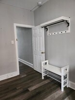 6515 Germantown Ave in Philadelphia, PA - Building Photo