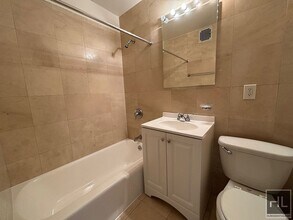 EAST 49 STREET, Unit 8H in New York, NY - Building Photo - Building Photo