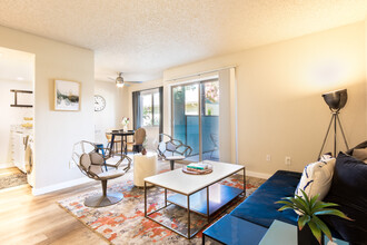 The Parc Apartments in Vacaville, CA - Building Photo - Interior Photo