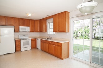 90 Anna St in Lillington, NC - Building Photo - Building Photo