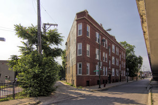 3127-3131 N Western