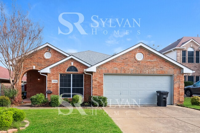 property at 4904 Woodmeadow Dr