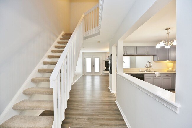 1519 Sword Dancer Dr in Virginia Beach, VA - Building Photo - Building Photo