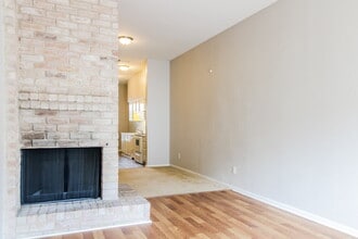 7922 Grow Ln in Houston, TX - Building Photo - Building Photo