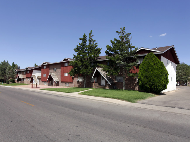 Stardust Skies Apartments in Pueblo, CO - Building Photo - Building Photo