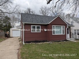 1407 25th St in Rockford, IL - Building Photo