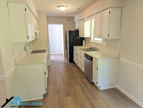 4008 Ludgate Dr in Durham, NC - Foto de edificio - Building Photo