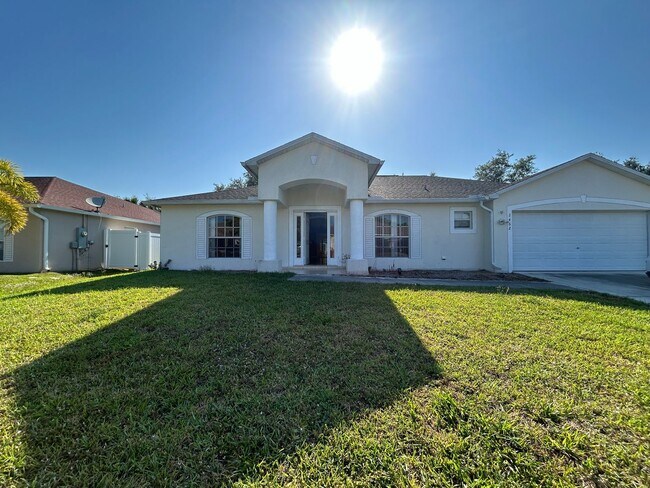 property at 2462 Nature Pointe Loop