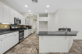 1054 Strawberry Creek St in Chula Vista, CA - Building Photo - Building Photo
