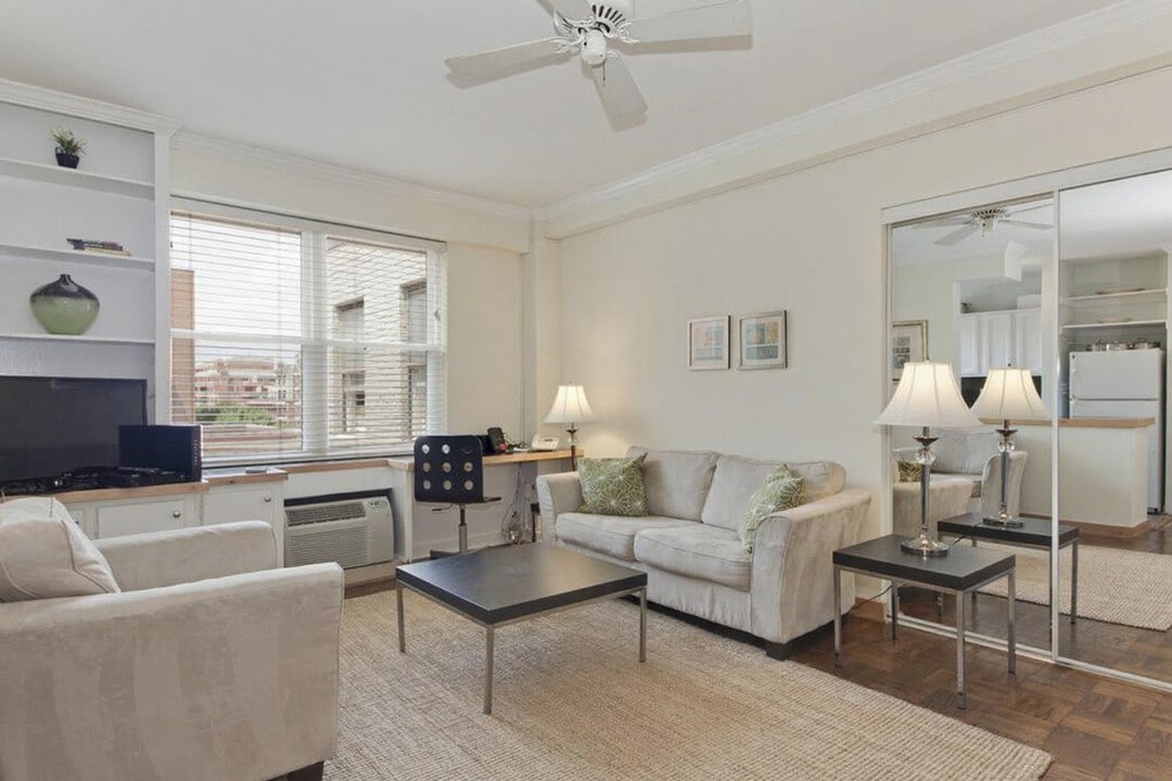 2128 N St NW, Unit SI ID355P in Washington, DC - Building Photo