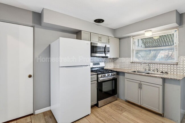 4036 Dunnica Ave in St. Louis, MO - Building Photo - Building Photo