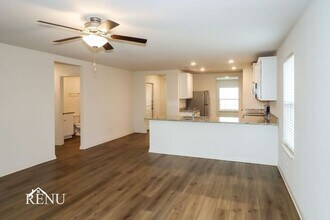 141 Stratton Ln in Jarrell, TX - Building Photo - Building Photo