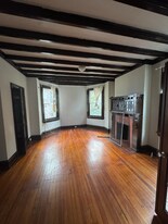 4616 Spruce St in Philadelphia, PA - Building Photo